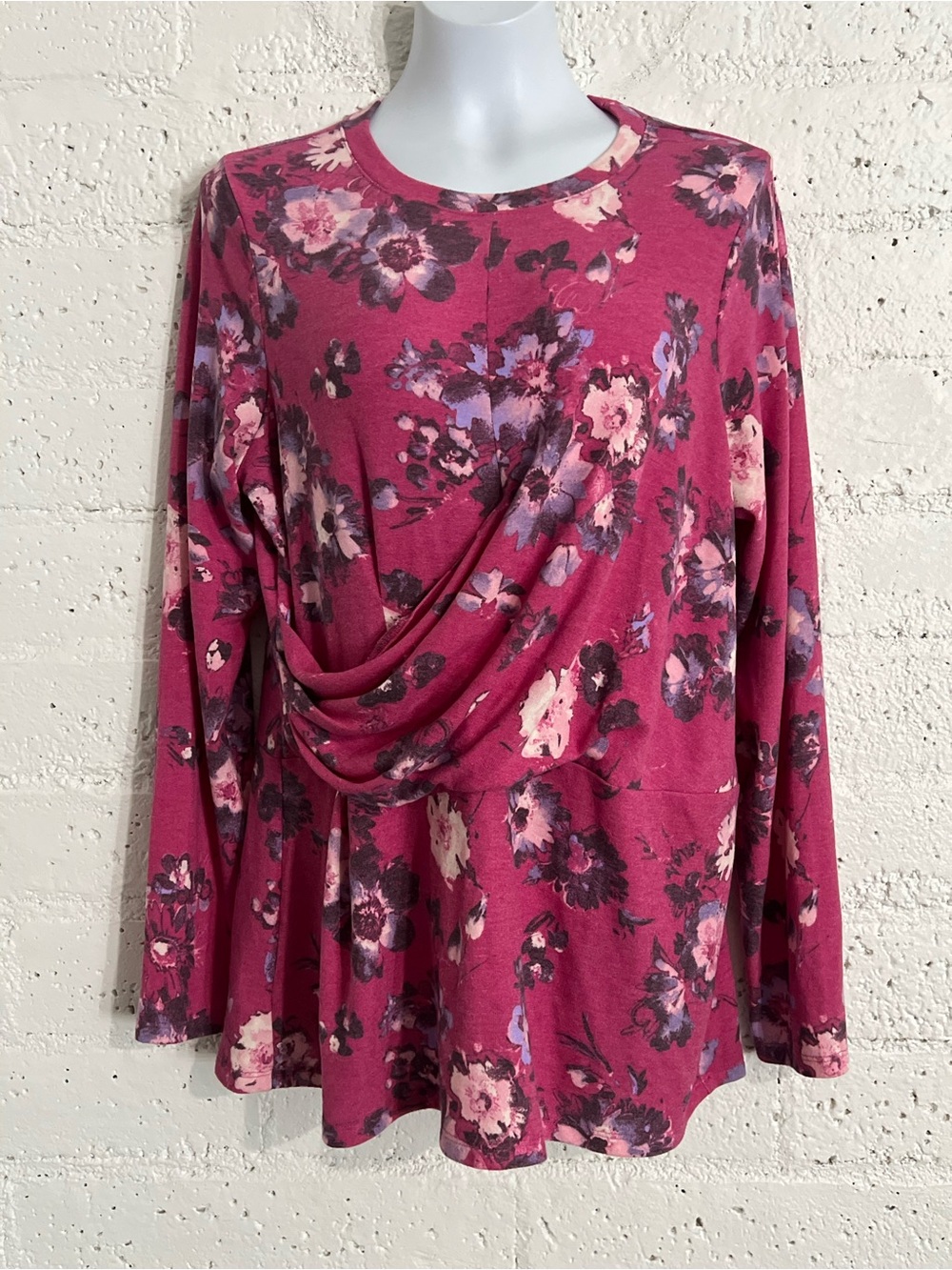 DG2 Diane Gilman Knit Top XL Pink Floral Long Sleeve Drape Front Rayon Blend